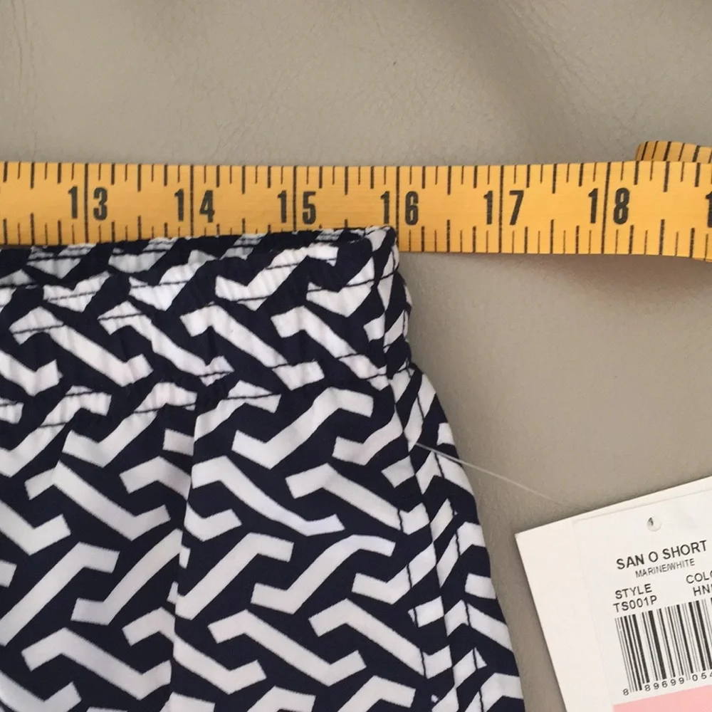 NWT- Trunks Surf & Swim - Men’s Swim Trunks (Sz M)